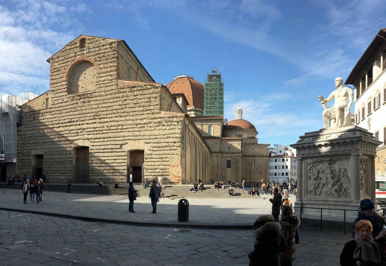 Close To Michelangelo Florence Luaran gambar